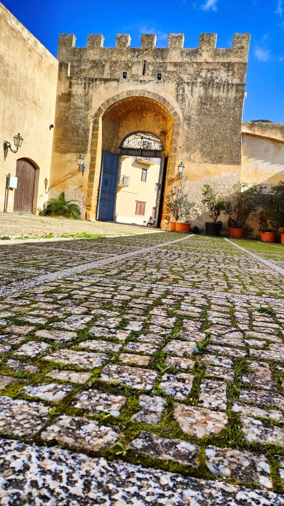 Castello-Grifeo Una caratteristica cittadina, situata in provincia di Trapani, mi ha davvero colpito